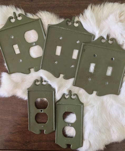 This beautiful project will add a gorgeous touch to your home. EMIG Vintage Metal Light Switch & Outlet Plates Set ...