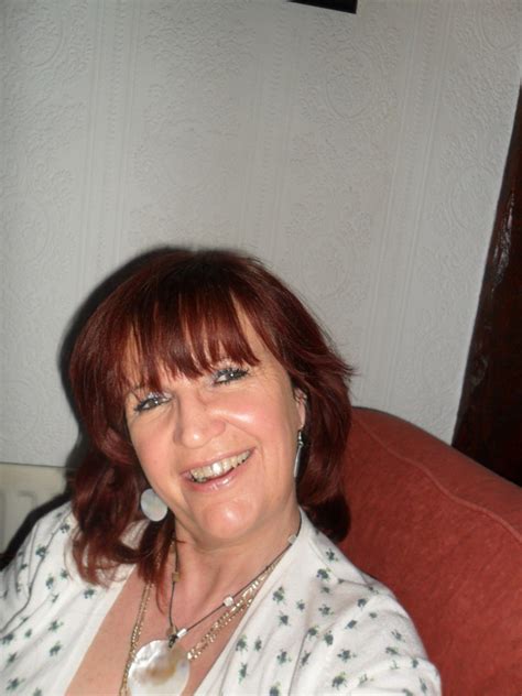 8ladydee58 54 From Newcastle Upon Tyne Is A Local Granny Looking For