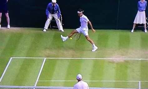 Roger Federers Unbelievable Tweener Lob Is The Shot Of Wimbledon For