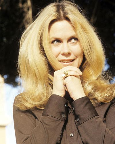 Movie Market Photograph And Poster Of Elizabeth Montgomery 291973