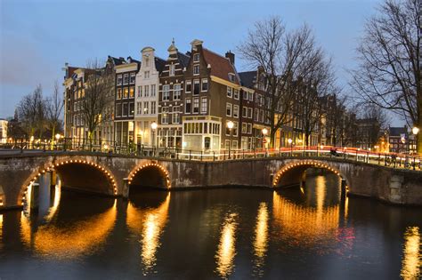 de grachten van amsterdam by night amsterdam amsterdam photos canals amsterdam canals