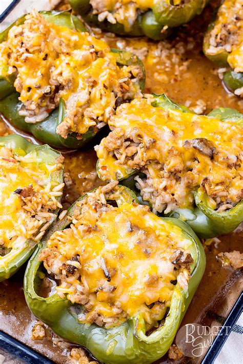 Stuffed bell peppers with rice, ground beef or turkey, tomato sauce and seasonings. Easy, 190-Calorie Turkey Stuffed Peppers | Recipe | Stuffed peppers, Healthy food options, Cooking