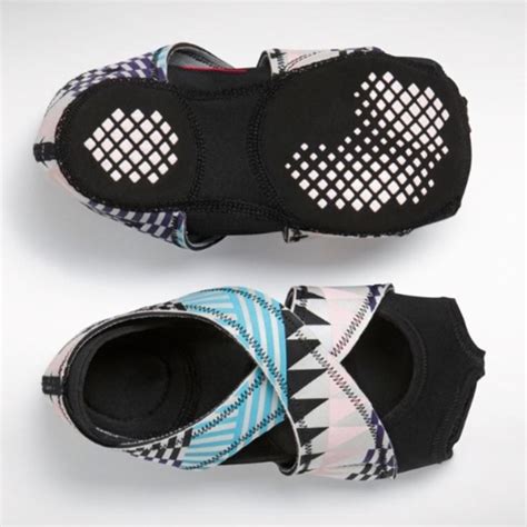 These lightweight shoes are thin, breathable, and have a slim sole to mimic the feeling of being barefoot. Nike Shoes | Nike Studio Shoes For Yoga Barre Pilates ...