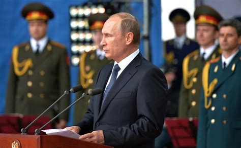 Putin Announces Nuclear Attack-Proof Command Post - The Moscow Times