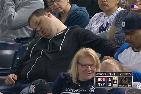 Fan Caught Sleeping At Yankees Game Sues Mlb Espn For 10 Million