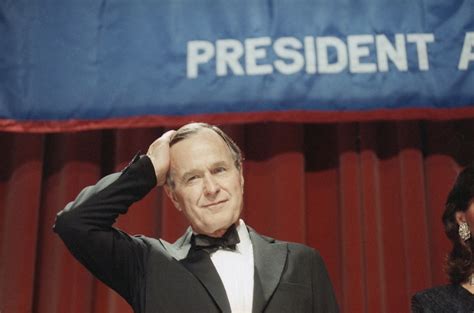 Opinion George Hw Bush Was The Last Of His Kind — A Republican Who