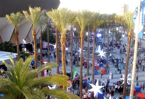 Anaheim Convention Center Arena Plaza