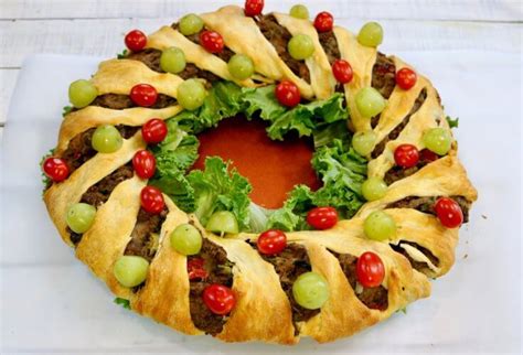Veggie recipes whole food recipes vegetarian recipes cooking recipes healthy recipes vegan zucchini recipes vegetarian dinners dinner recipes free recipes. Easy Vegetarian Crescent Ring Recipe and Party Appetizer - Happy and Blessed Home