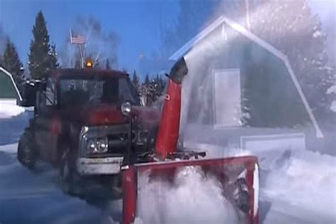 Brilliant Colebrook Man Invents ‘north Country Redneck Snowblower Video