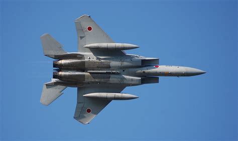 The eagle's air superiority is achieved through a mixture of. F15イーグル ～2014年"築城基地航空祭" 午後のイベントは中止 ～ - ～ 日常