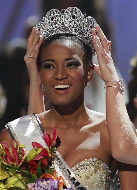 Miss Angola Leila Lopes Winner Miss Universe Showbiztsikador