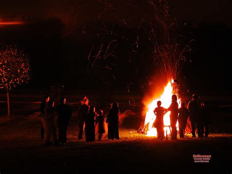 Halloween Bonfire Tallaght Photographed In Our Housing E Flickr