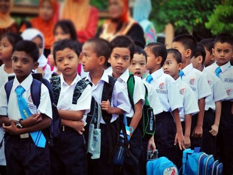Ianya adalah untuk semenanjung malaysia. Mudahnya Daftar Anak Masuk Sekolah Darjah 1 - Hafiz Rahim
