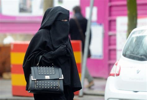 Antisocial Niqab Echr Upholds Frances Muslim Full Veil Ban