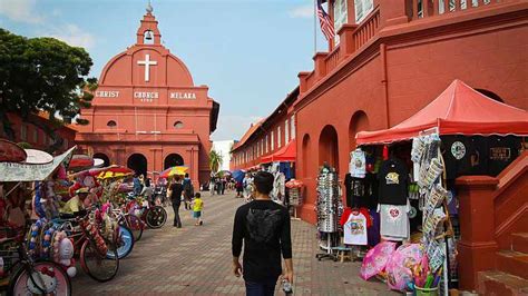 Filled with many historic monuments and shopping stops, people love visiting melaka. 14+ Tempat Wisata di Melaka (Malaysia) Yang Menarik ...