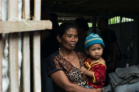 new research reveals challenges faced by mothers living with hiv in indonesia