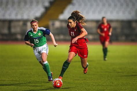 Fútbol Femenino Jugadoras Lograron Que No Se Aplique Un Tope Salarial