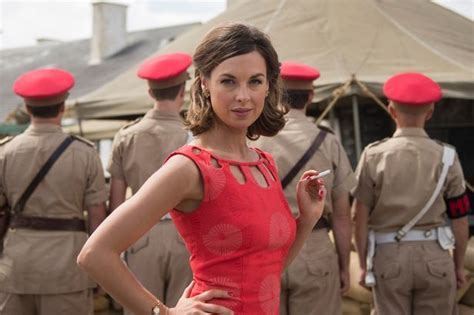 Call The Midwife Star Jessica Raine Sheds Squeaky Clean Image To Play Sex Crazed Army Wife In