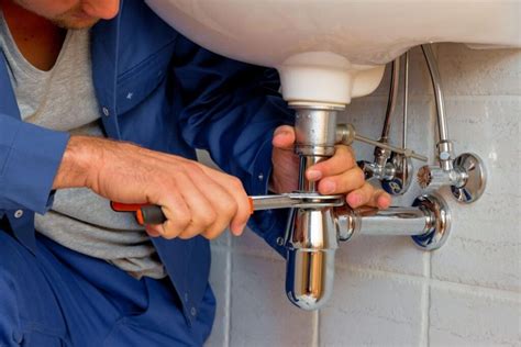 choosing a professional plumber for your plumbing needs