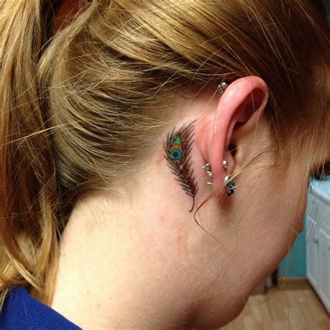 26 idées de tatouages derrière l oreille So Busy Girls