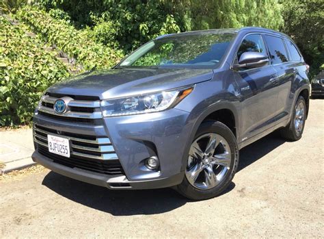 2019 Toyota Highlander Hybrid Limited Platinum AWD Test Drive