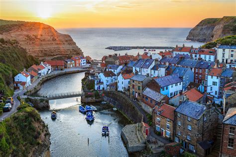 7 Top British Seaside Towns That Give A Great Holiday For All The