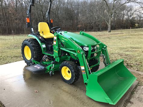 2016 John Deere 2032r With Loader And Mower Deck Green Tractor Talk