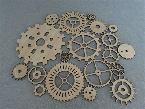 Lot Of 19 Various Size Wood Wooden Gears Steampunk Wall Art