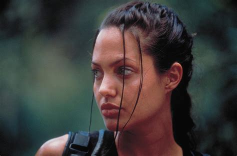 Imagini Lara Croft Tomb Raider 2001 Imagine 7 Din 50 Cinemagiaro
