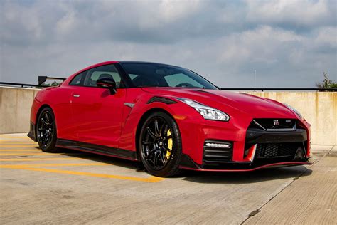 2021 Nissan Gt R Nismo Review Trims Specs Price New Interior