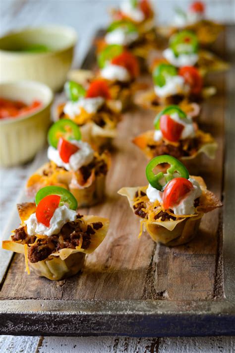 | meaning, pronunciation, translations and examples. Mini Taco Wonton Cup Appetizers | Linger