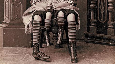 Josephine myrtle corbin was an american sideshow performer born as a dipygus. Aventuras na História · Acolhida pelo circo e alvo de ...