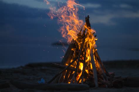 Fotos Gratis Playa Noche Llama Fuego Hoguera Vela Comodidad