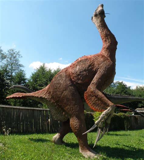 10 Clawed Facts About Therizinosaurus Mental Floss