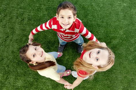 How To Help Your Child Make Friends Child Wellbeing Centre
