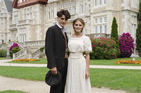 Maybe you would like to learn more about one of these? Заметки на испанском: Gran Hotel es aun mejor que Downton ...