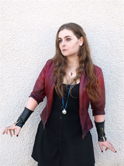 wanda maximoff age of ultron cosplay by littlewolfcosplay scarlet witch the… disfraces