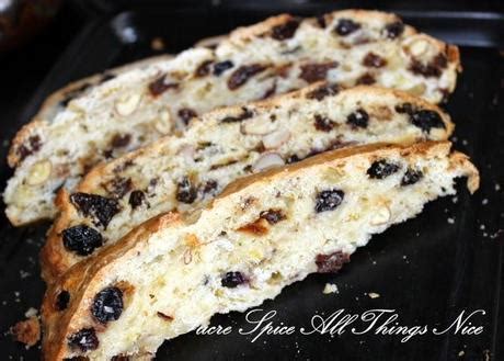 He can be sweet (with raisins, fruits, candied fruits or nuts) or. Osterbrot German Easter Bread- Daring Bakers - Paperblog