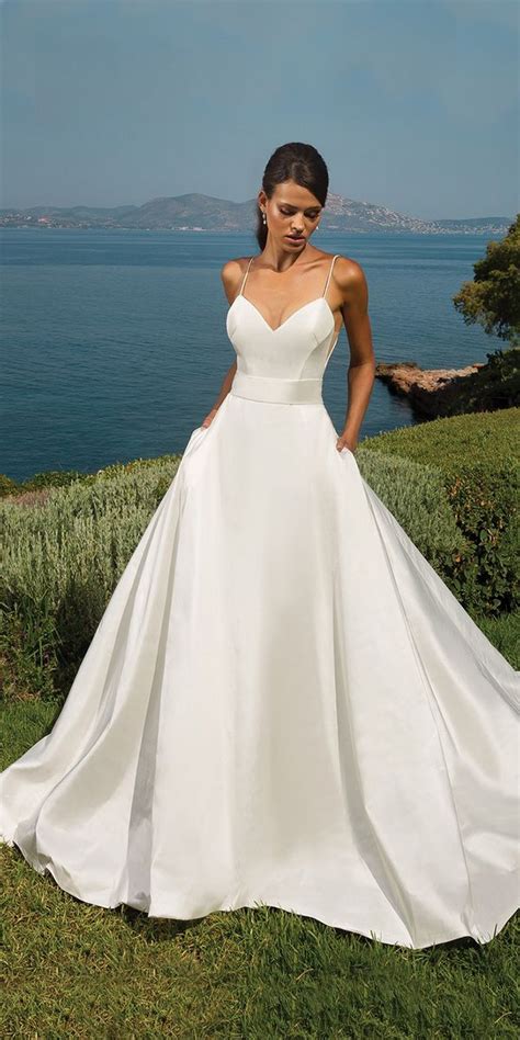 15 excellent and elegant silk wedding dresses a line with spaghetti strap sweetheart simple silk