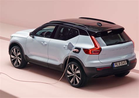 All Electric Xc40 Recharge Pure Electric Volvo Cars Poole Poole Dorset