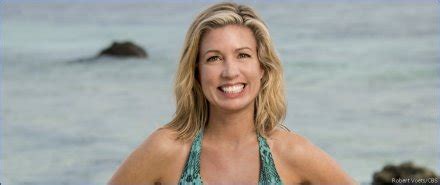 Chrissy Hofbeck Things To Know About The Survivor Heroes Vs Healers Vs Hustlers