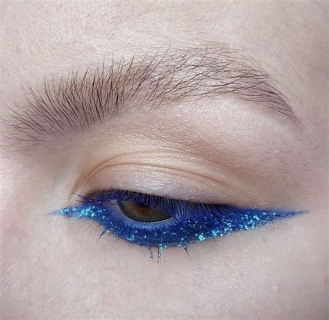 Glitter Eye Liner Makeup Inspiration Ideas Blue Glitter Eye Shadow Art