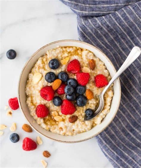 Love, love, love overnight oat recipes! Low Calorie Oats - Low Calorie Chocolate Chip Oatmeal ...