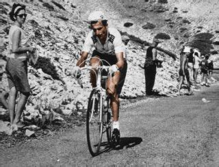 Earlier, on the first ascent of mont ventoux, cav showed his class by doffing his helmet towards the tom simpson memorial. Video: What was the legacy of Tom Simpson's death on Mont ...