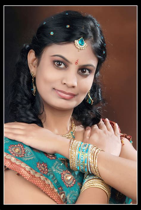Neha's Herbal Beauty Parlour: Bridal / Reception Make-up ...