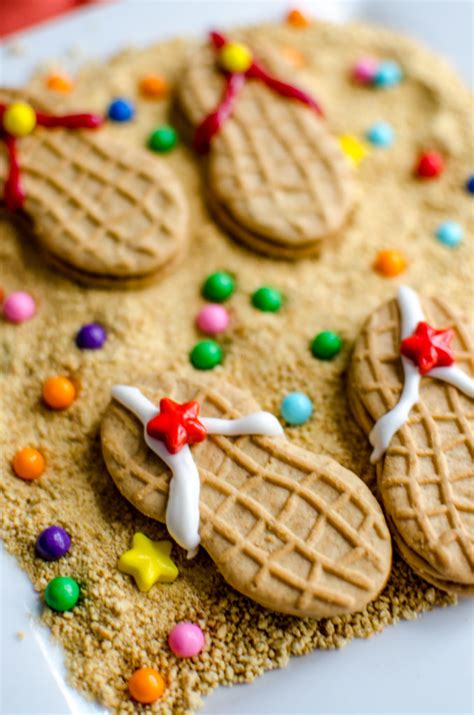 Who knew there were so many ways to make them festive and cute?! Nutter Butter Flip Flop Cookies: A Summertime Treat - A ...