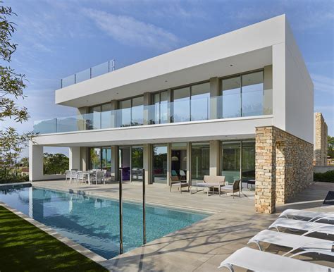 White modern mini mansion ( 122k ) ♡. Modern style - White Houses Costa Dorada S. L.White Houses ...