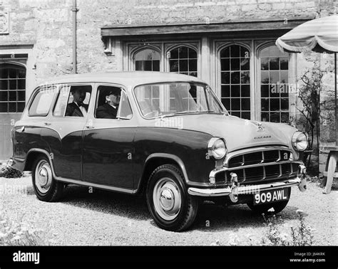 Morris Oxford Car Hi Res Stock Photography And Images Alamy