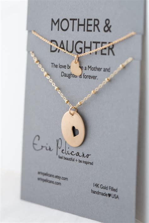 Wedding gifts for daughter seeing a daughter getting married is one of the most blissful moments for parents. 13 Thoughtful Wedding Gifts for Parents | weddingsonline