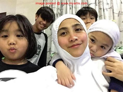 Boleh pulak selamba je pegang tangan ayda jebat. MYARTIS.COM | MYARTIS | MY | ARTIS: ISTERI JOHAN, OZLYNN ...